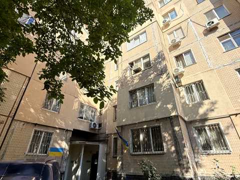 квартира за адресою Євгена Чикаленка вул., 44/1