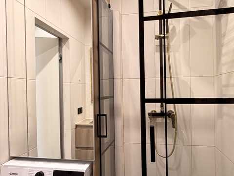 квартира за адресою Салютна вул., 2к6