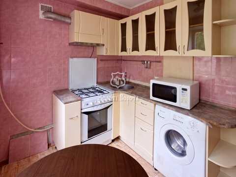 квартира за адресою Романа Ратушного вул. (Волгоградська), 12