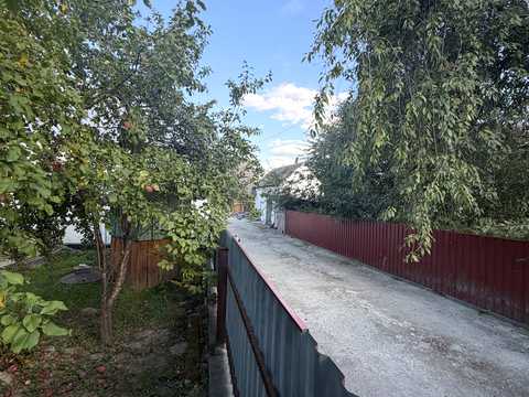 будинок за адресою с. Привороття, Житомирська, 27