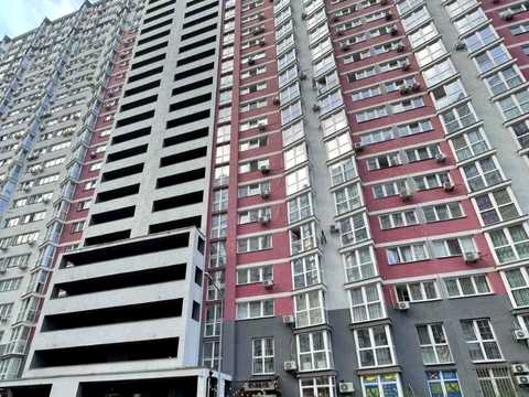 квартира за адресою Драгоманова вул., 2-Б
