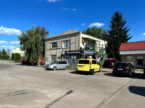 комерційна за адресою Проспект Перемоги, 8