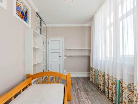 квартира за адресою Сім'ї Кульженків вул. (Петра Дегтяренка), 35