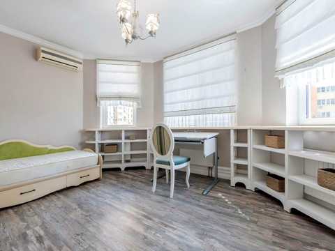 квартира за адресою Сім'ї Кульженків вул. (Петра Дегтяренка), 35