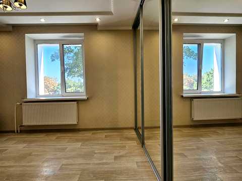 квартира за адресою Нечуя-Левицького вул., 18