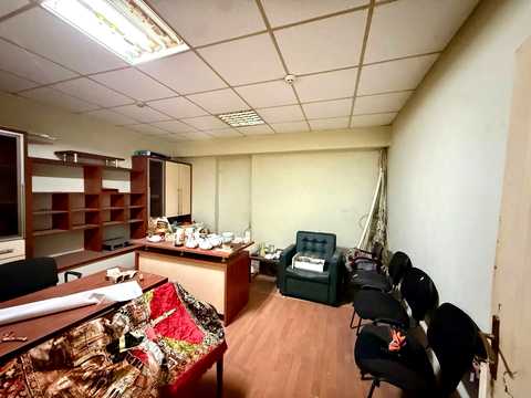 комерційна за адресою Галицька вул., 24