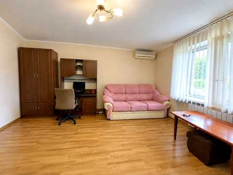 квартира за адресою Шовкуненка вул., 3