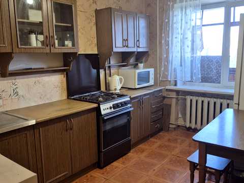 квартира за адресою Героїв просп., 17