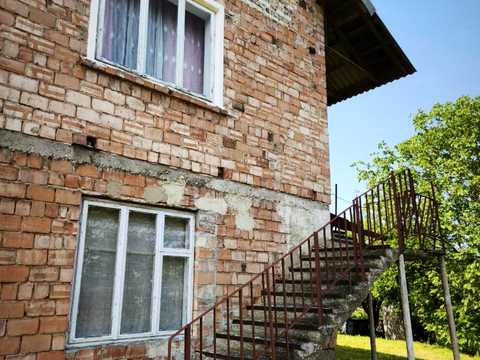 будинок за адресою Молодіжна вул.