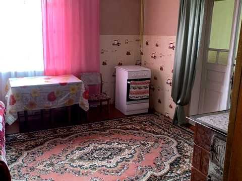 будинок за адресою Молодіжна вул.