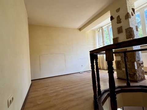 квартира за адресою Степана Бандери пров., 10