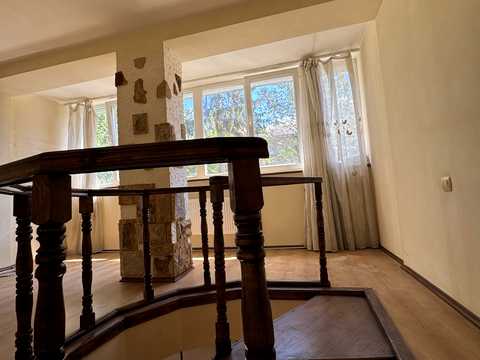 квартира за адресою Степана Бандери пров., 10