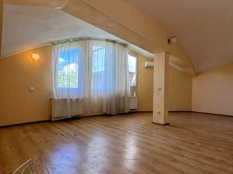 квартира за адресою Степана Бандери пров., 10