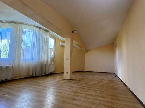 квартира за адресою Степана Бандери пров., 10