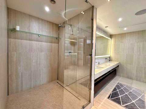 квартира по адресу Джона Маккейна ул. (Івана Кудрі), 7