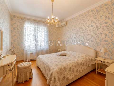 квартира за адресою Дмитрівська вул., 69