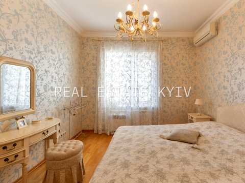 квартира за адресою Дмитрівська вул., 69