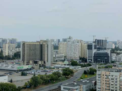 квартира за адресою Раїси Окіпної вул., 10
