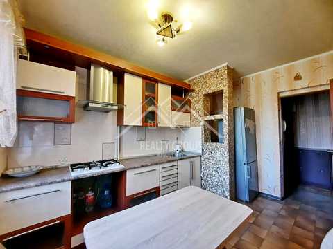 квартира по адресу Горняцкий микрорайон  (5-й микрорайон), 16