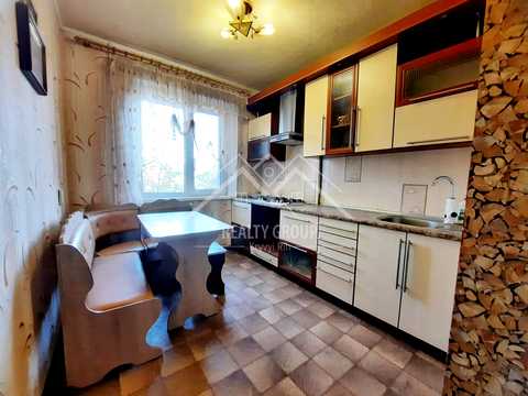 квартира по адресу Горняцкий микрорайон  (5-й микрорайон), 16