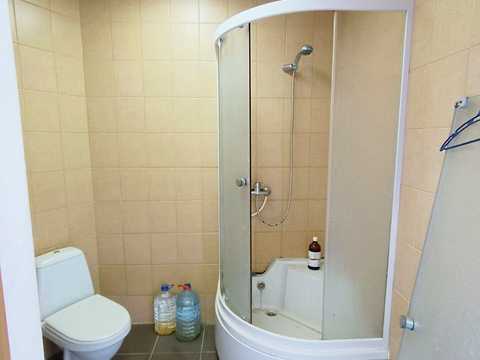 комерційна за адресою Громадянська вул., 76