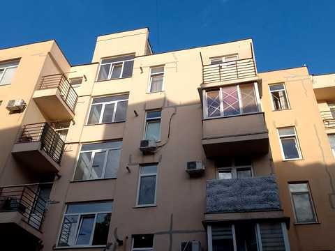 квартира за адресою Торгова вул., 5