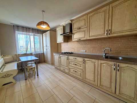 квартира за адресою Ахсарова вул., 4/6б