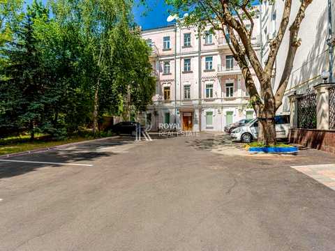 комерційна за адресою Богдана Хмельницького вул., 74