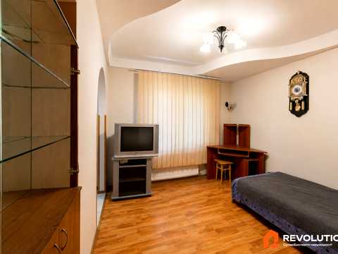 квартира за адресою Жмеринська вул., 4