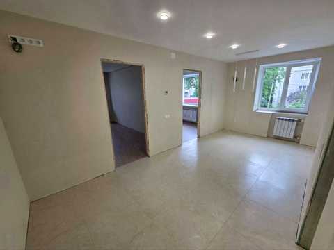 квартира за адресою Михайла Максимовича вул., 3