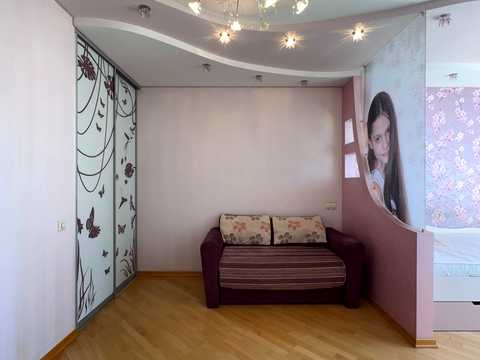 квартира за адресою Осіння вул., 33