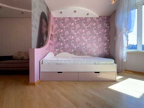 квартира за адресою Осіння вул., 33