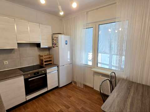 квартира по адресу Бориса Гмыри ул., 12-Б