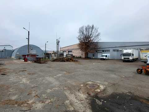 коммерческая по адресу 1 Травня ул., 1а
