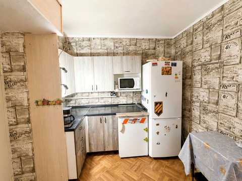 кімната за адресою Київ, Мілютенка вул., 14-А