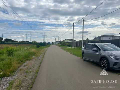 участок по адресу Лобановського