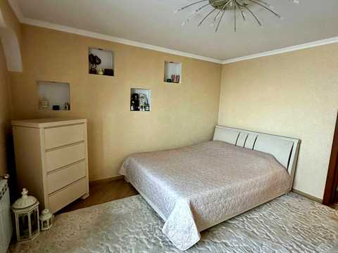 квартира за адресою Трембовецькоі, 14
