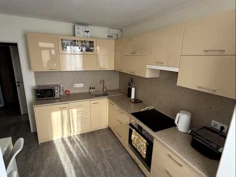 квартира за адресою Академіка Корольова вул., 33