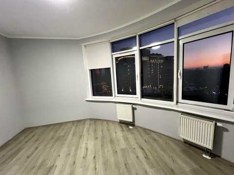 комерційна за адресою Антоновича вул. (Горького), 103