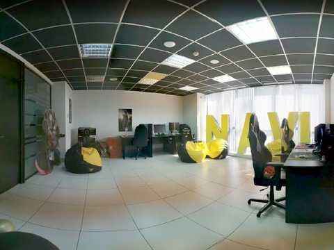комерційна за адресою Науки просп., 3