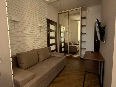 квартира по адресу Французский бульв., 60б