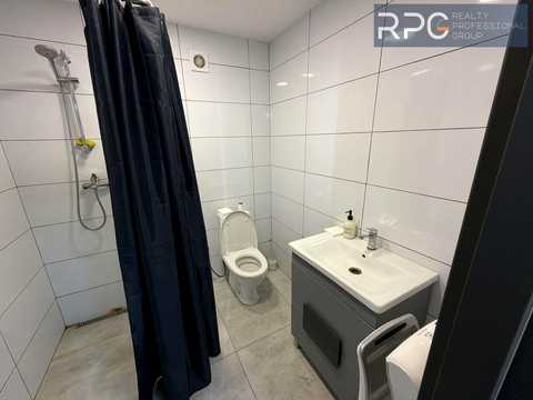 комерційна за адресою Київ, Нижньоюрківська вул., 2