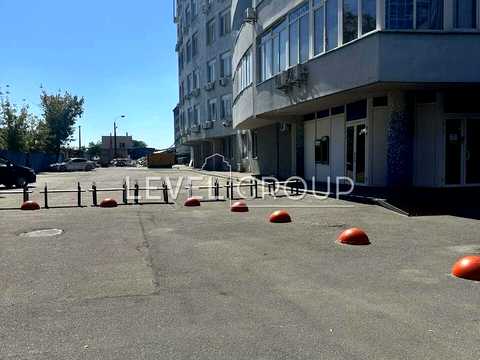 комерційна за адресою Ушинського вул., 40
