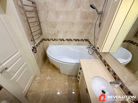 квартира за адресою Ревуцького вул., 7-В