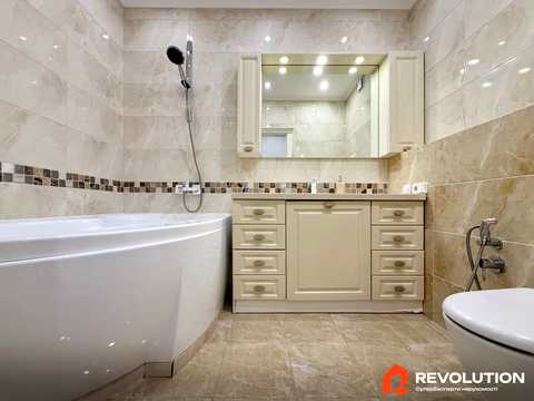 квартира за адресою Ревуцького вул., 7-В