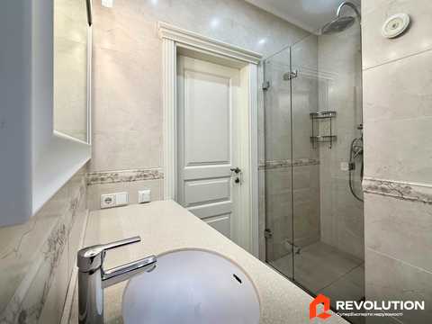 квартира за адресою Ревуцького вул., 7-В