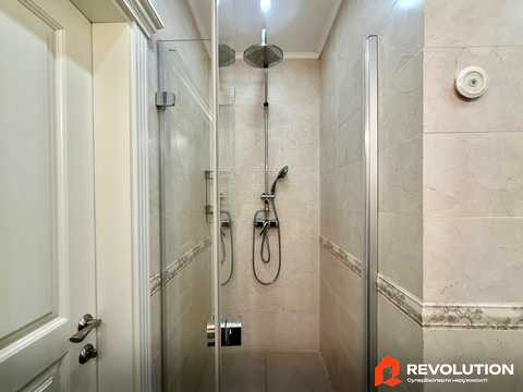 квартира за адресою Ревуцького вул., 7-В