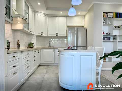 квартира за адресою Ревуцького вул., 7-В