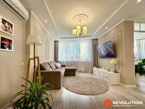 квартира за адресою Ревуцького вул., 7-В