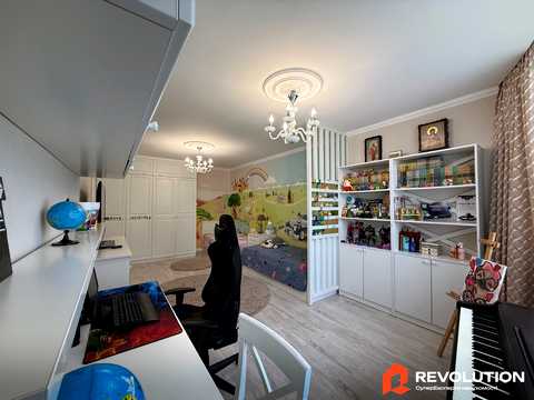 квартира за адресою Ревуцького вул., 7-В